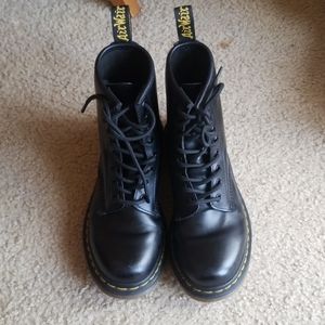 Dr Martens 1460W Combat boots